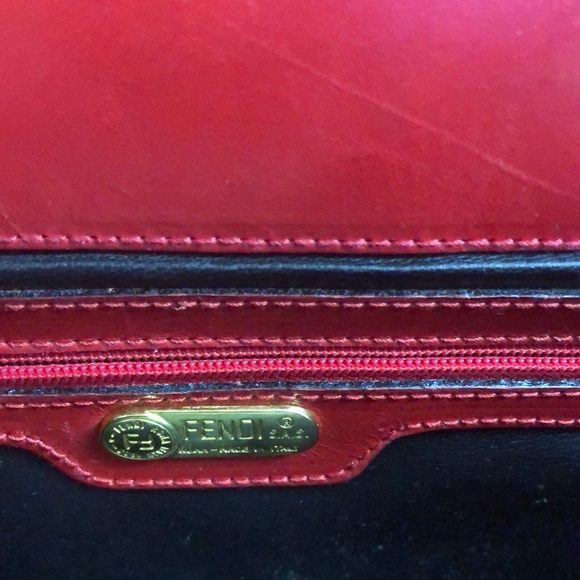 Authentic Vintage Fendi clutch - Picture 5 of 7
